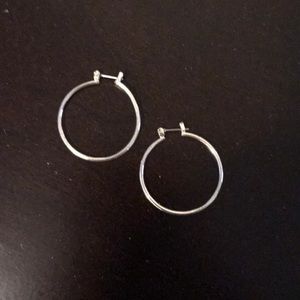 🌻🌻3 for $25 Silver hoops🌻🌻